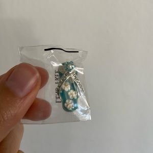 Blue Flip Flop Necklace NEW